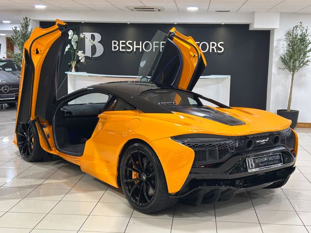 Image for 2023 McLaren Artura 3.0 V6 HYBRID SSG (700 BHP)=ONLY 10000 MILES//HUGE SPEC=ONLY €180 ANNUAL ROAD TAX//FULL MCLAREN SERVICE HISTORY=231 D REG=HUGE SPEC//TAILORED FINANCE PACKAGES AVAILABLE=TRADE INS WELCOME