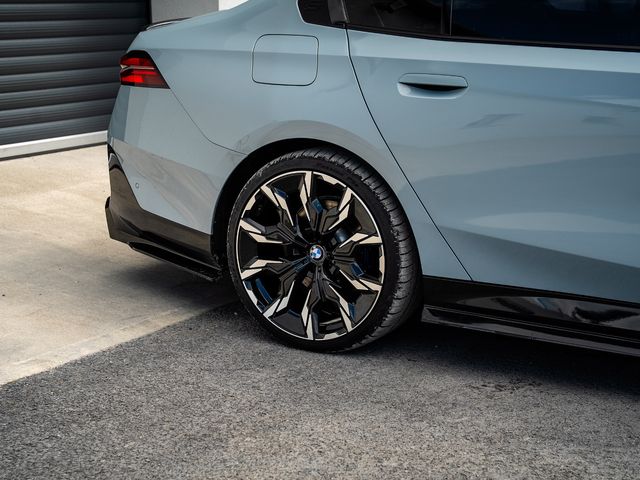 Image for 2024 BMW i5 EDRIVE40 M SPORT