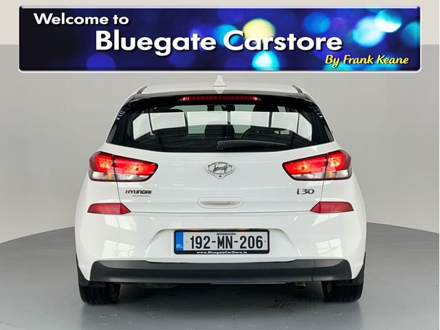 Image for 2019 Hyundai i30 I 30 DELUXE 1.6 5DR**SEMI DIGITAL DASH**MULTIFUNCTIONAL STEERING WHEEL**TOUCH SCREEN MEDIA DISPLAY**BLUETOOTH**REVERSE CAMERA**BLACK CLOTH INTERIOR**ELECTRIC MIRRORS**FINANCE AVAILABLE**