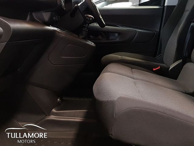 Image for 2024 Opel Combo SPORTIVE 1.5 Diesel