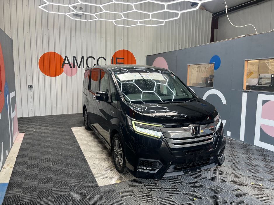Image for 2019 Honda Stepwagon 2019 HONDA STEPWAGON 7 SEATER AUTOMATIC 2.0 HYBRID / 87K KMS / ADAPTIVE CRUISE CONTROL, ELECTRIC DOORS & MORE