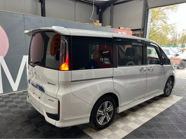 Image for 2020 Honda Stepwagon 2020 HONDA STEPWAGON SPADA EHEV G SENSING 2.0 AUTOMATIC / CRUISE CONTROL / REVERSE CAMERA / 7 SEATS / AUTOMATIC DOORS AND MORE