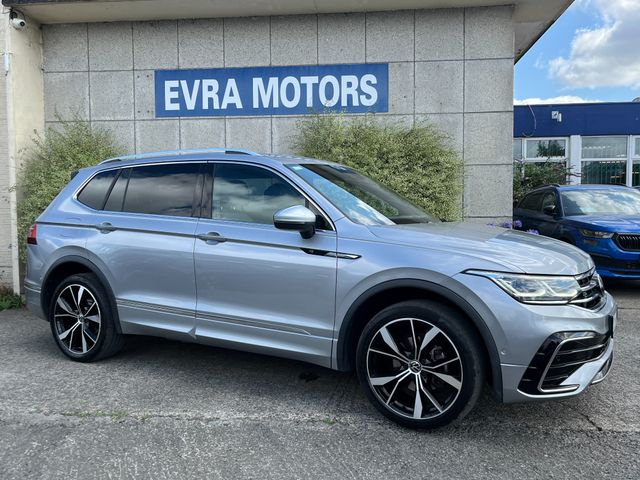 Image for 2023 Volkswagen Tiguan Allspace 7 SEATER R-LINE AUTOMATIC 2.0 DIESEL //HIGH SPEC//HALF LEATHER HEATED SEATS//KEYLESS ENTRY//REVERSE CAMERA//SAT NAV//ADAPTIVE CRUISE CONTROL//