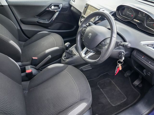 Image for 2015 Peugeot 208 1.0 Pure Tech (68) Active 5DR