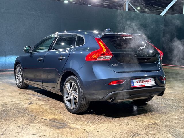 Image for 2018 Volvo V40 1.5 AUTOMATIC - HALF BEIGE LEATHER UPHOLSTERY - UPGRADED ALLOYS - REAR CAMERA - CRUISE CONTROL