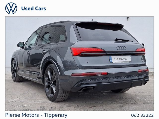 Image for 2026 Audi Q7 Q7 Black Edition Tfsi E Quat A Black Edition 55 TFSie V6 394 Quattro PHEV 22kWh Tip Auto Start/Stop