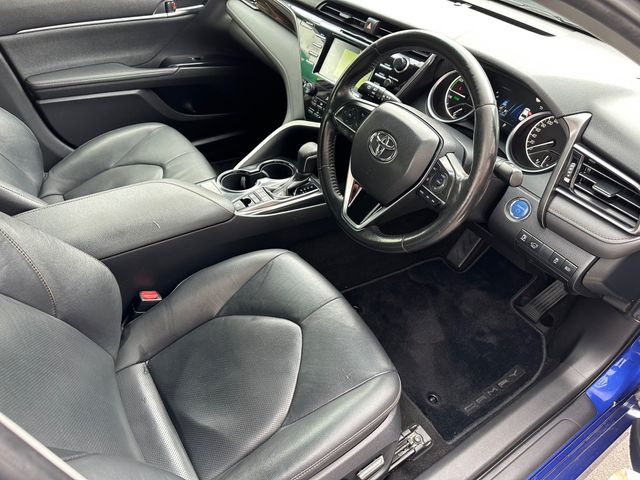Image for 2019 Toyota Camry Petrol Hybrid Automatic Sol 