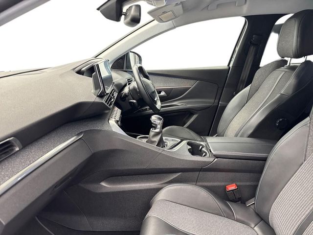 Image for 2022 Peugeot 5008 1.5HDI ALLURE *JUST IN* €115 PER WEEK