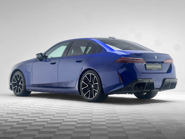 Image for 2025 BMW M5 M5 4.4 PHEV 727HP MARINA BAY