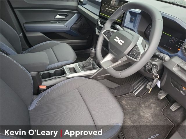 Image for 2026 Dacia Duster MHEV 140 EXPRESSION
