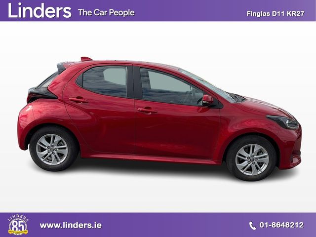 Image for 2024 Toyota Yaris Yaris Hybrid Luna