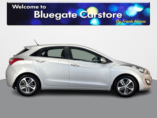 Image for 2016 Hyundai i30 DELUXE 4DR**MULTIFUNCTIONAL STEERING WHEEL**GREY/BLACK CLOTH INTERIOR**DIGITAL MEDIA DISPLAY**BLUETOOTH**ELECTRIC MIRRORS**AIR CONDITIONING**ISOFIX**FINANCE ARRANGED**