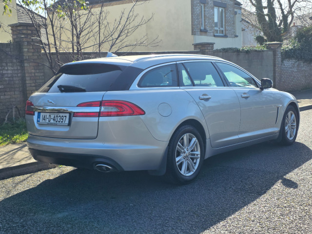 Image for 2014 Jaguar XF 2.2D SE Sportbrake 5DR Auto