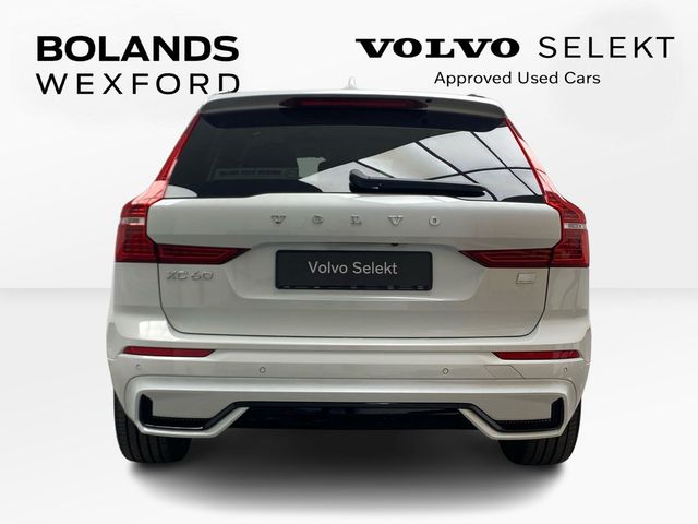 Image for 2023 Volvo XC60 2 Year Volvo selekt warranty T8 Recharge PHEV 455hp AT8 Ultimate Dark