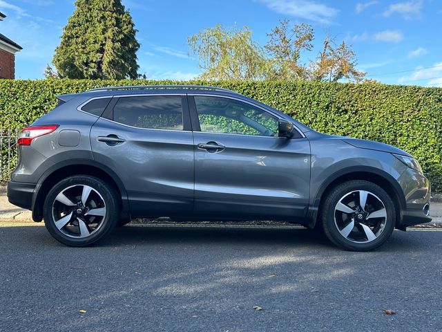 Image for 2016 Nissan Qashqai 1.2 PREMIUM- PAN ROOF - 360 CAMERA 