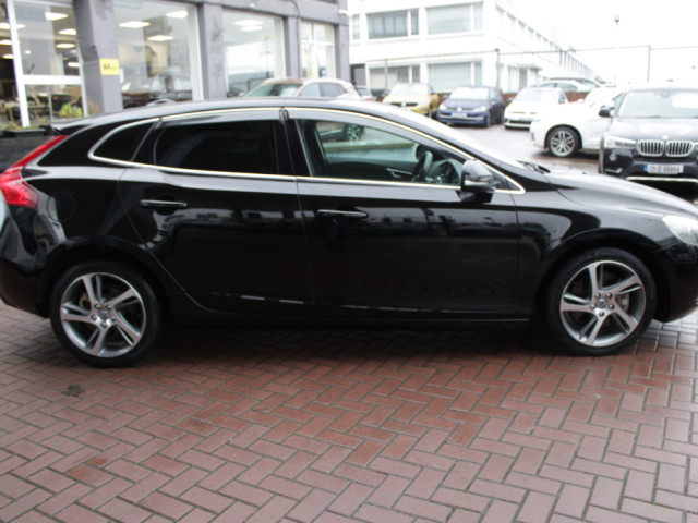 Image for 2015 Volvo V40 2.0D4 SE LUXURY 5DR HATCHBACK AUTO // 1 OWNER WITH ONLY 104, 000 KM'S // BUY WITH CONFIDENCE AA AND SIMI APPROVED DEALER 2026 // FINANCE ARRANGED // ALL TRADE INS WELCOME // 