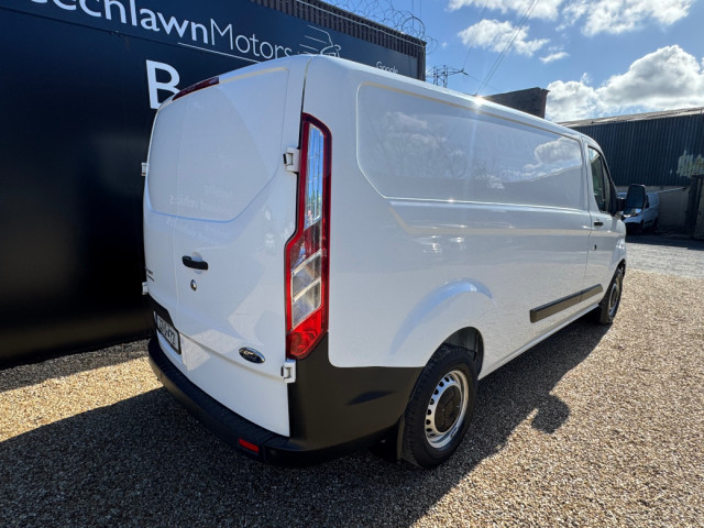 Image for 2022 Ford Transit Custom 2.0 TDCI 130 PS LWB // PRICE EXCL. VAT // VERY LOW MILEAGE // EXCELLENT CONDITION // FRONT FOGS, PARKING SENSORS AND AIR CON // 