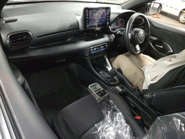 Image for 2021 Toyota GR Yaris 1.5 AUTOMATIC - 18'' GR ALLOYS - LED HEADLIGHTS - PUSH BUTTON START/STOP HEATED SEATS - CRUISE CONTROL