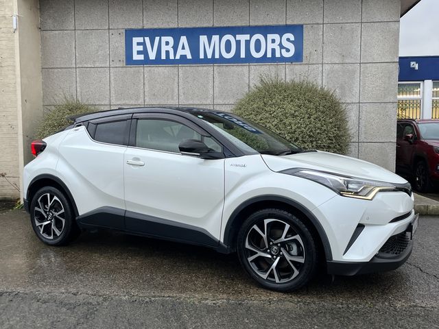 Image for 2019 Toyota C-HR SOL HYBRID AUTOMATIC 1.8 PETROL //HIGH SPEC//LOW MILES//HALF LEATHER HEATED SEATS//ADAPTIVE CRUISE CONTROL//REVERSE CAMERA//KEYLESS ENTRY//