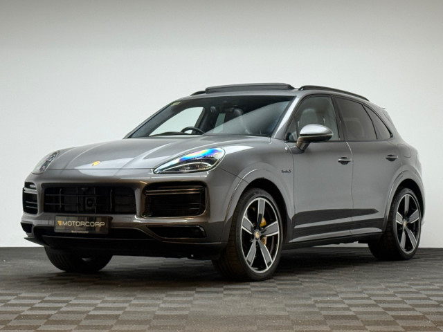 Image for 2020 Porsche Cayenne TURBO S 4.0 V8 PHEV 671HP *PAN ROOF*
