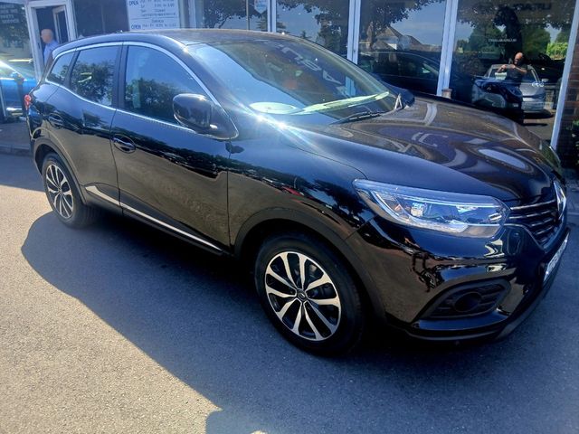 Image for 2022 Renault Kadjar SUV EQUILIBRE TCE 140 Automatic 1.3 litre , GREAT Trade-In & FINANCE DEALS AVAILABLE, S. I. M. I. APPROVED DEALER