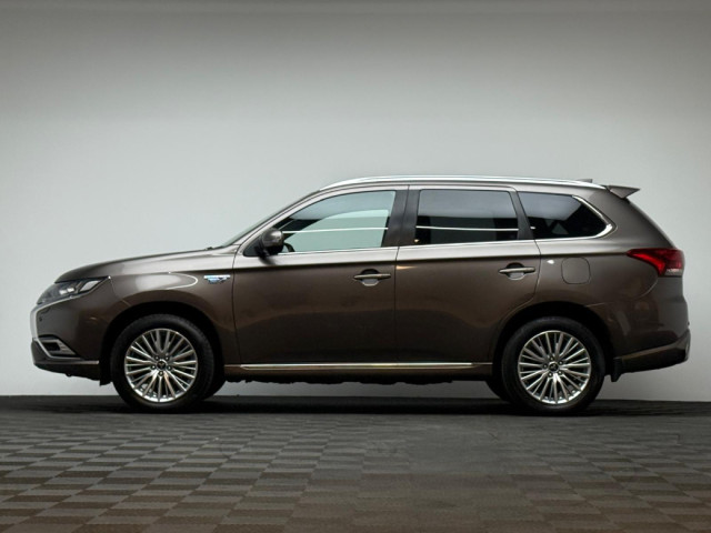 Image for 2019 Mitsubishi Outlander INSTYLE 2.4 PHEV AUTO