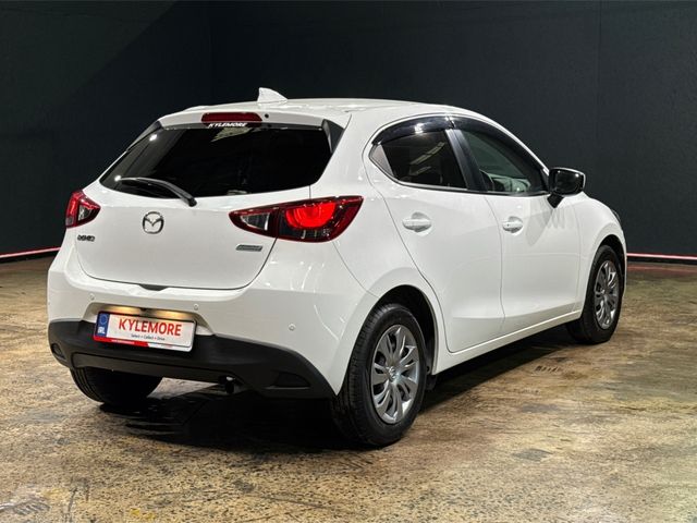 Image for 2019 Mazda Demio 1.5 AUTOMATIC - REVERSE CAMERA - A/C HEATING CONTROLS