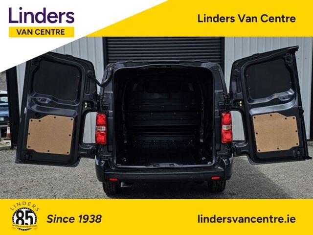 Image for 2027 Opel Vivaro 271 HUGE SPEC LWB AUTOMATIC 