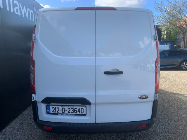 Image for 2021 Ford Transit Custom 2.0 TDCI 105 PS SWB // PRICE EXCL. VAT // ONE OWNER // 10/26 CVRT // AIR CON, BLUETOOTH AND ELECTRIC WINDOWS // 