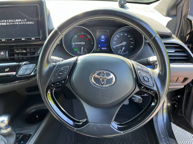 Image for 2019 Toyota C-HR 1.8 HYBRID AUTO // DUAL ZONE CLIMATE CONTROL // ADAPTIVE CRUISE CONTROL // 18" ALLOYS