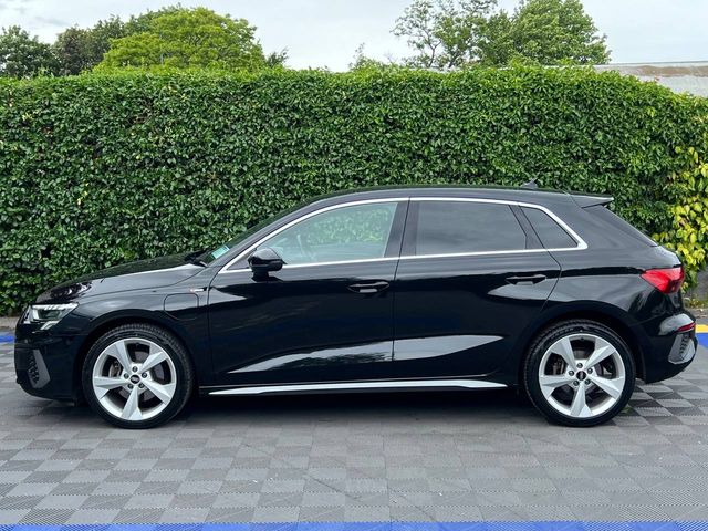 Image for 2023 Audi A3 S-LINE 1.4 HYBRID // APPLE CARPLAY/ANDROID AUTO // LEATHER S-LINE INTERIOR // DIGITAL CLUSTER