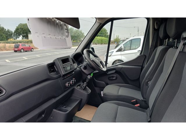 Image for 2023 Renault Master 
