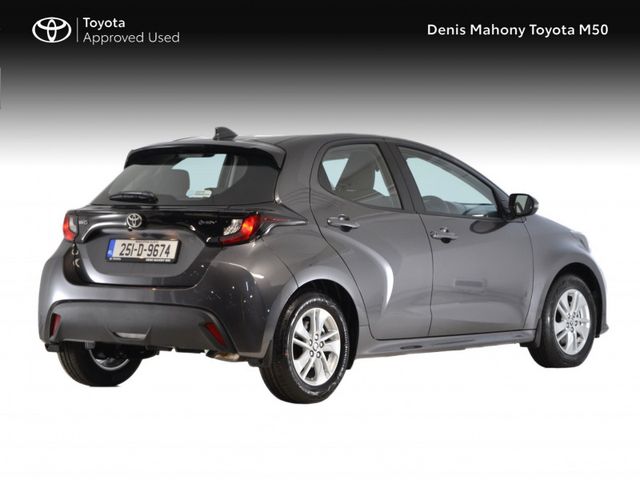 Image for 2025 Toyota Yaris Hybrid 115 Luna