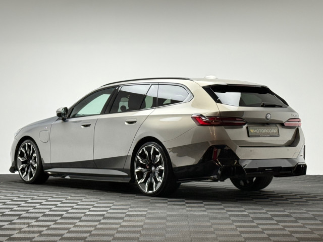 Image for 2025 BMW 5 Series 530E M SPORT PRO