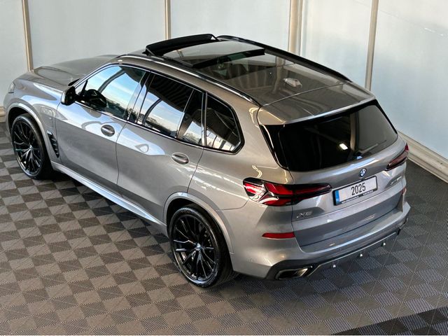 Image for 2025 BMW X5 50E M SPORT*PAN ROOF*SKYSCRAPER GREY* 