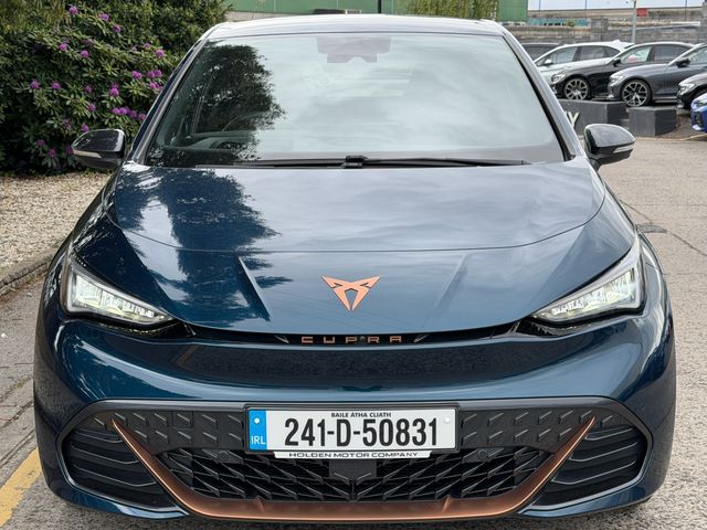 Image for 2024 Cupra Born V2. HEAD-UP DISPLAY. 2 KEYS.