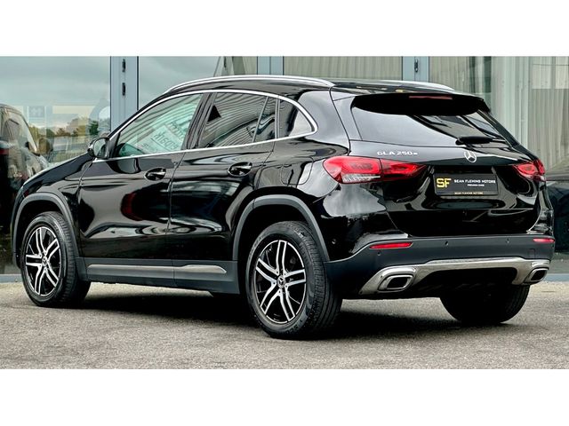 Image for 2022 Mercedes-Benz GLA Class 250 E 5DR AUTO
