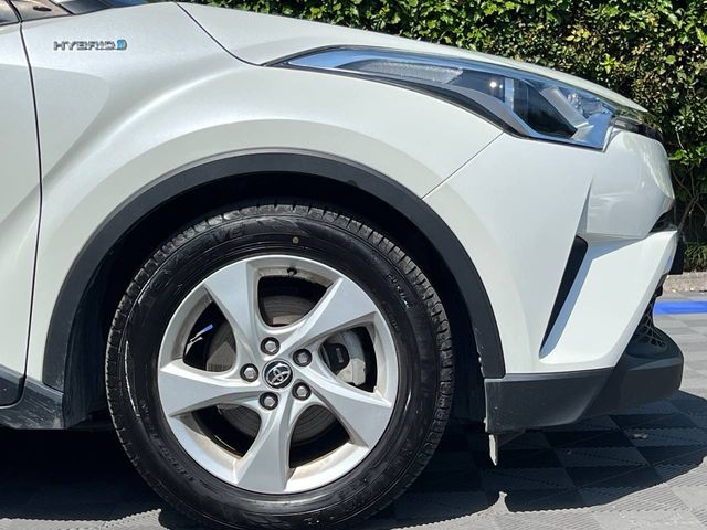 Image for 2019 Toyota C-HR 1.8 HYBRID AUTO // REVERSE CAMERA // ADAPTIVE CRUISE CONTROL // 17" ALLOYS 