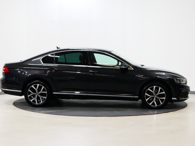 Image for 2022 Volkswagen Passat *57* GTE DSG