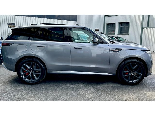 Image for 2025 Land Rover Range Rover Sport RR 3.0 PHEV