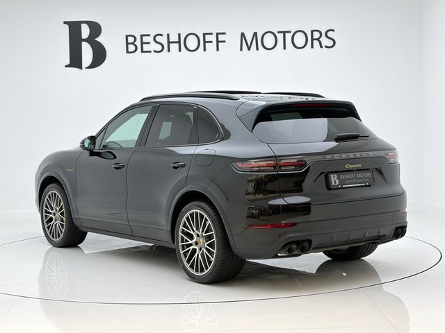 Image for 2023 Porsche Cayenne E-HYBRID PLATINUM EDITION=1 OWNER//LOW MILES//IRISH CAR=FULL PORSCHE SERVICE HISTORY=TAILORED FINANCE PACKAGES AVAILABLE=TRADE IN'S WELCOME