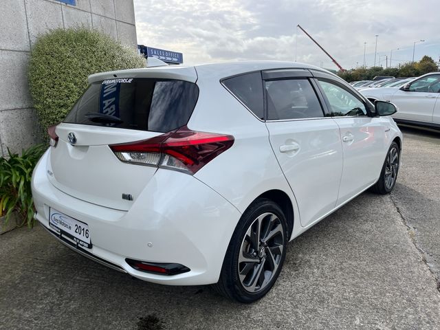 Image for 2016 Toyota Auris G PACK AUTOMATIC 1.8 PETROL //LOW MILES//LEATHER SEATS//REVERSE CAM//KEYLESS ENTRY// 