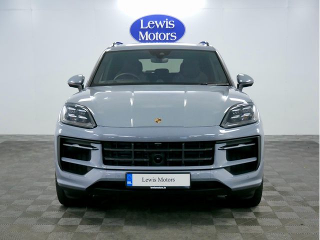 Image for 2025 Porsche Cayenne V6 E-HYBRID HIGH SPEC, BURMESTER, LED LIGHTS, AIR SUSPENSION, SPORT CHRONO