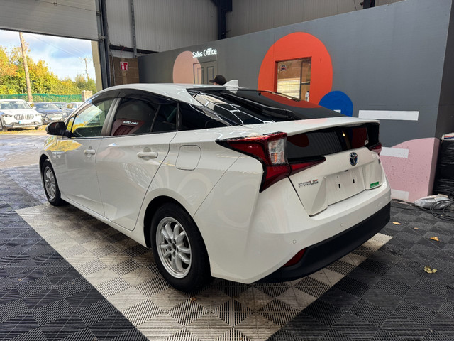 Image for 2021 Toyota Prius 2021 TOYOTA PRIUS S HYBRID AUTOMATIC 1.8/ CRUISE CONTROL / PARKING CAMERA AND MORE