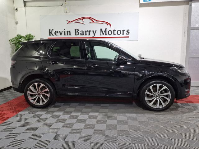 Image for 2021 Land Rover Discovery Sport P300E R-DYNAMIC HSE (PAN ROOF) AWD AUTOMATIC **TOP SPEC / APPLE CARPLAY / BLIND SPOT ASSIST / CRUISE CONTROL / ELECTRIC BOOTLID / FULL LEATHER / HEATED SEATS / MERIDIAN SOUND / 360 DEGREE CAMERA**