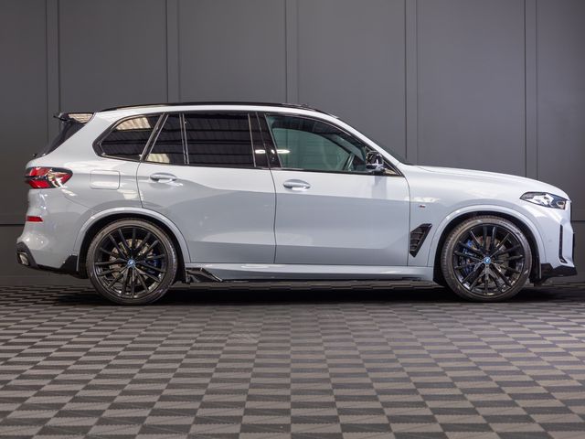 Image for 2025 BMW X5 X-Drive 50e M-Sport *Pan Roof