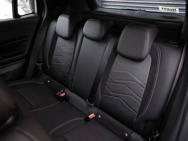 Image for 2025 Jeep Avenger 1.2 100HP MT Altitude