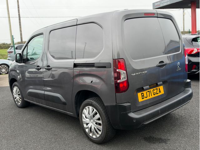 Image for 2021 Peugeot Partner BLUEHDI PROFESSIONAL PREMIUM L1
