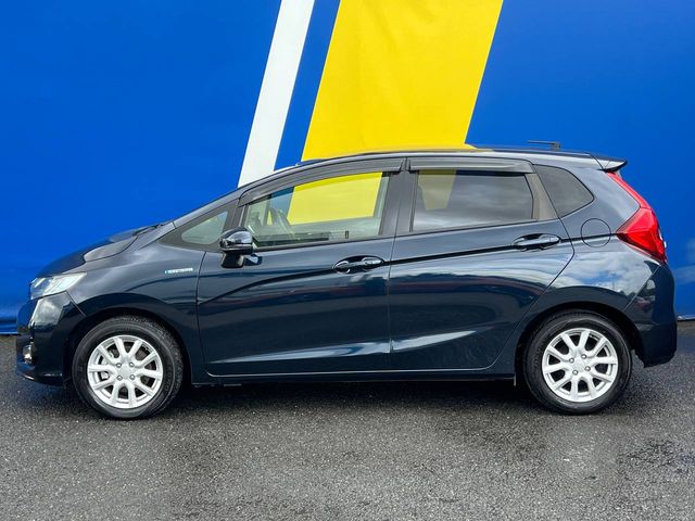 Image for 2018 Honda Fit 1.5 HYBRID L-PACKAGE AUTO // 15" ALLOYS // REVERSE CAMERA // ADAPTIVE CRUISE CONTROL