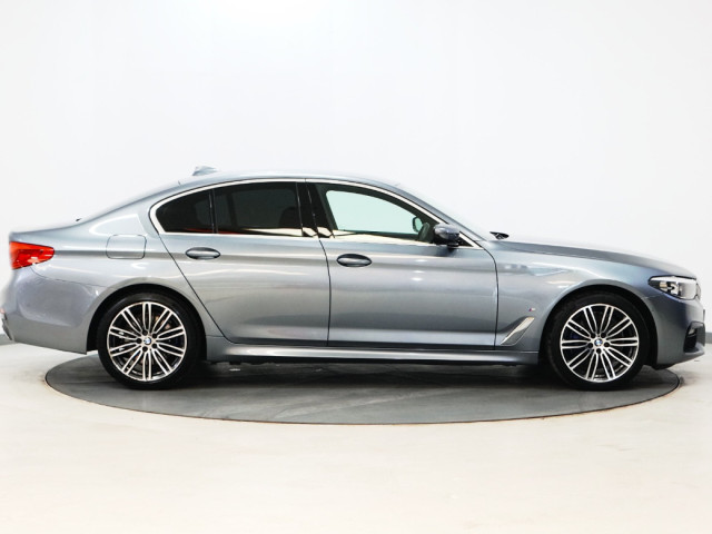 Image for 2020 BMW 5 Series *73* 530E M SPORT